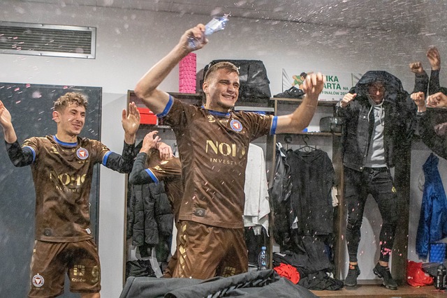 来窥见丘索 来窥见丘索